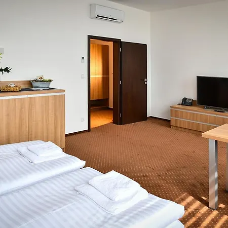 Fabrika Hotel 3*
