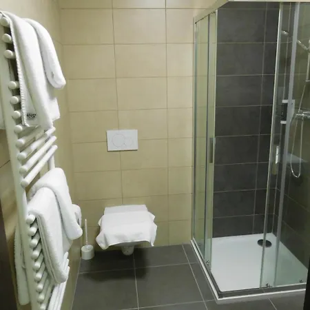 Fabrika Hotel 3*