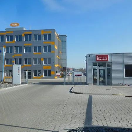 Fabrika Hotel 3*